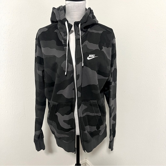 Nike Men’s Camouflage Medium Zipped Hooded Jacket ‘Gray’ Drawstring Activewear - Picture 2 of 8